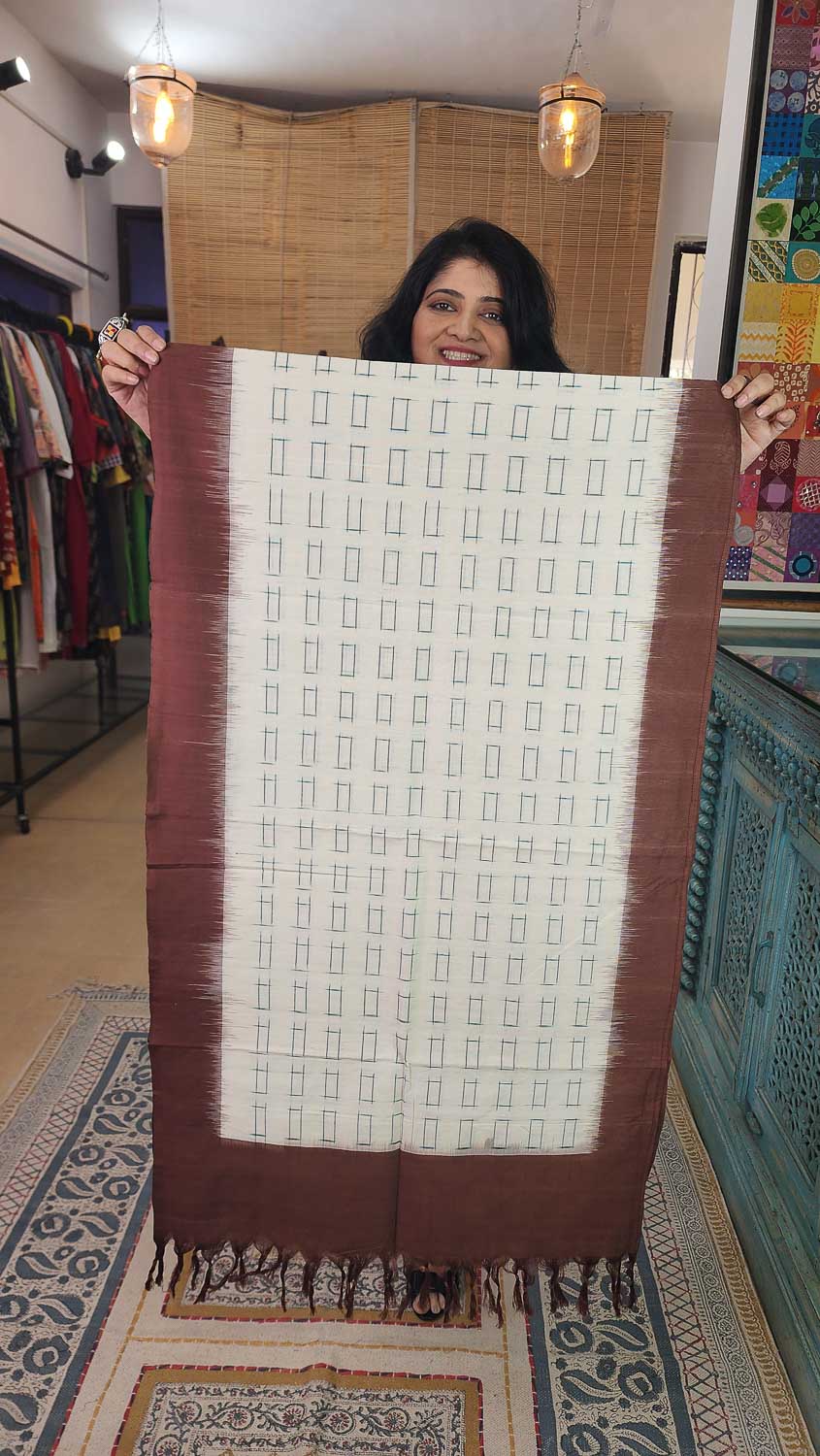 Double ikkat Mercerized Ikkat Scarf cream brown