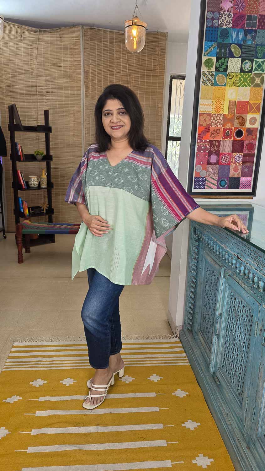 Handwoven Ilkal Ikkat Cotton Kaftan in Light Green — Rush Me Fashions