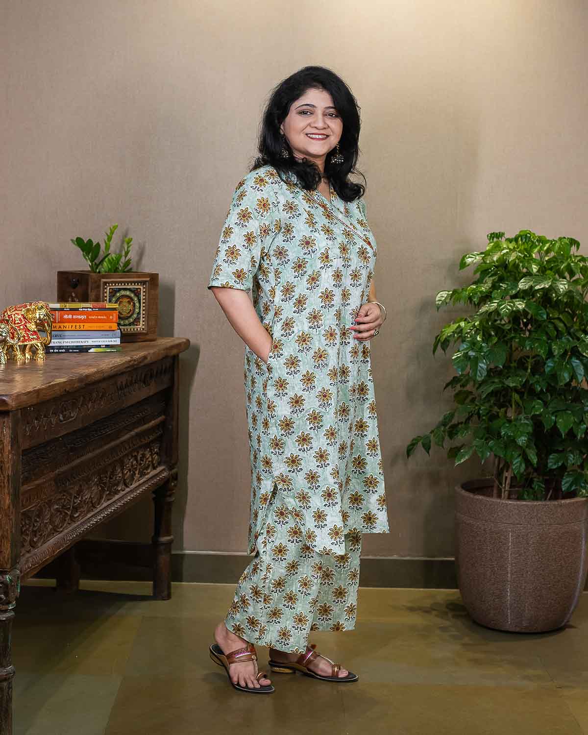 Signature slub Light Green straight fit kurta/dress