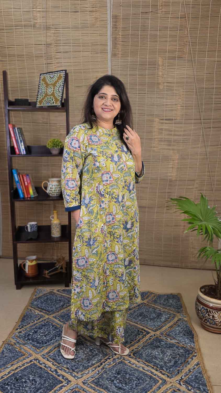 Floral Handblock Printed Cotton Slub Kurta. Pallazzo available as a separate product to buy.