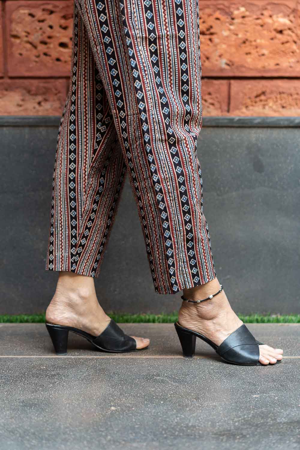 Black geometric print superior Ajrakh Trouser