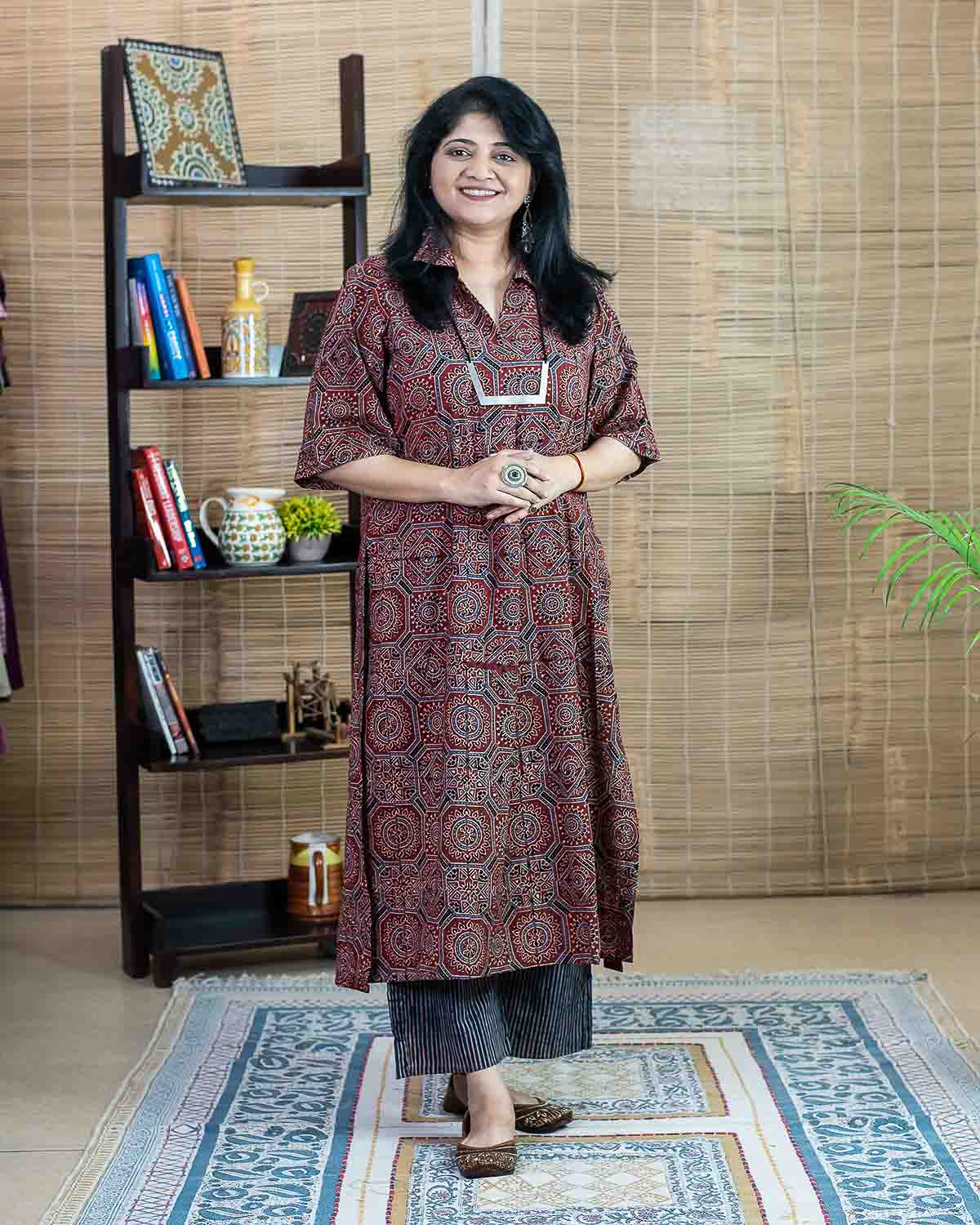"No fit"/Relaxed fit ajrakh kurta