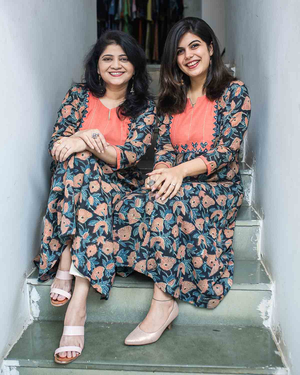 Signature slub Indigo peach applique Dress
